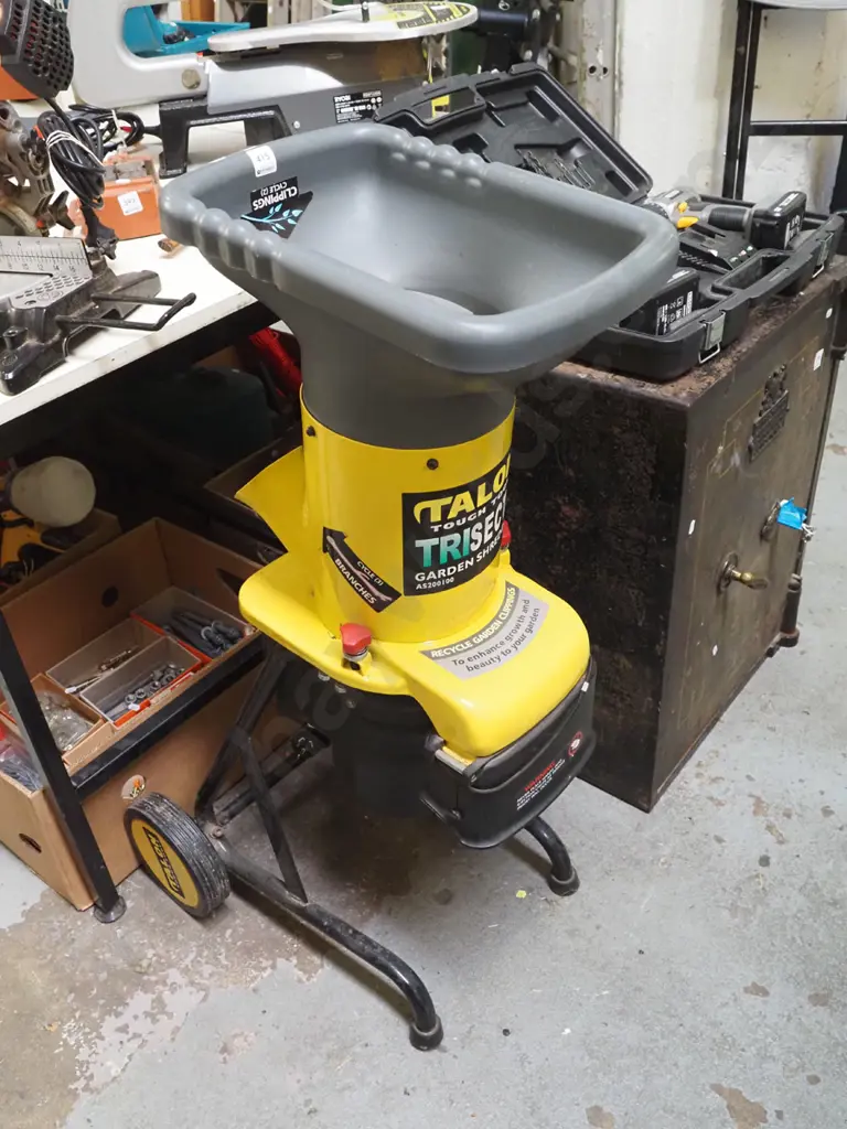 Talon corded garden mulcher Image 1++