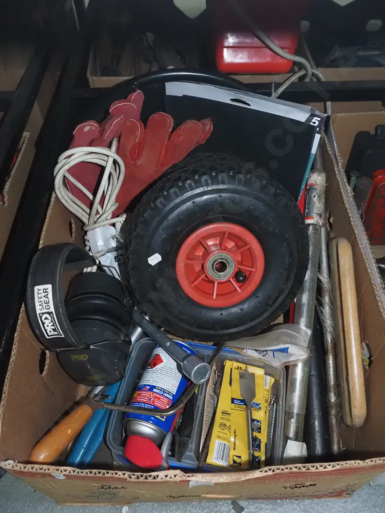 box; drill bits, ear muffs, gloves etc Image 1++