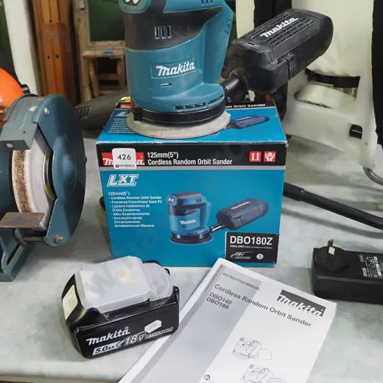 Makita 18V cordless orbital sander - 1 battery, no charger
