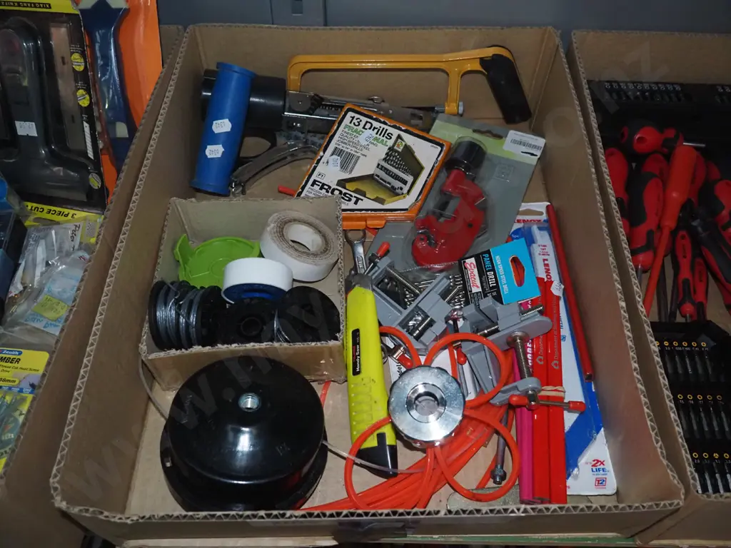 box; line trimmer heads, small pipe cutter, drill bits etc Image 1++