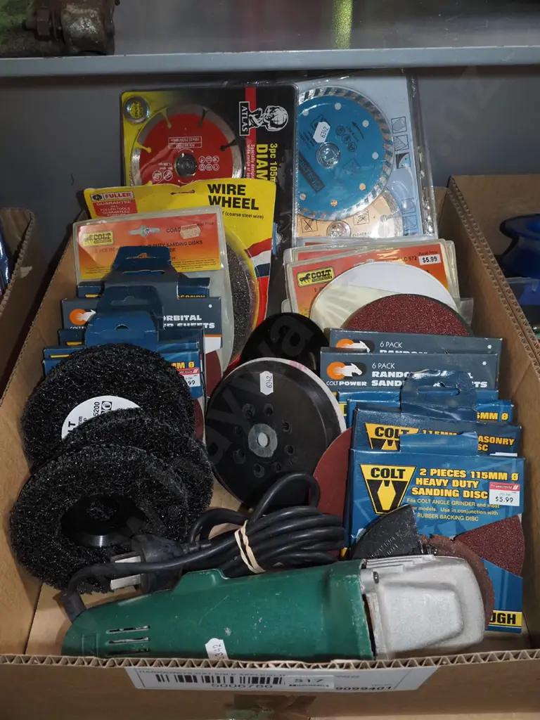 box; strip discs, wire wheels, angle grinder etc Image 1++