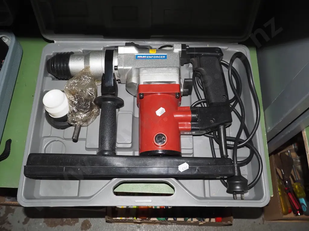 cased as new Arlec Enforcer rotary hammer drill Image 1++