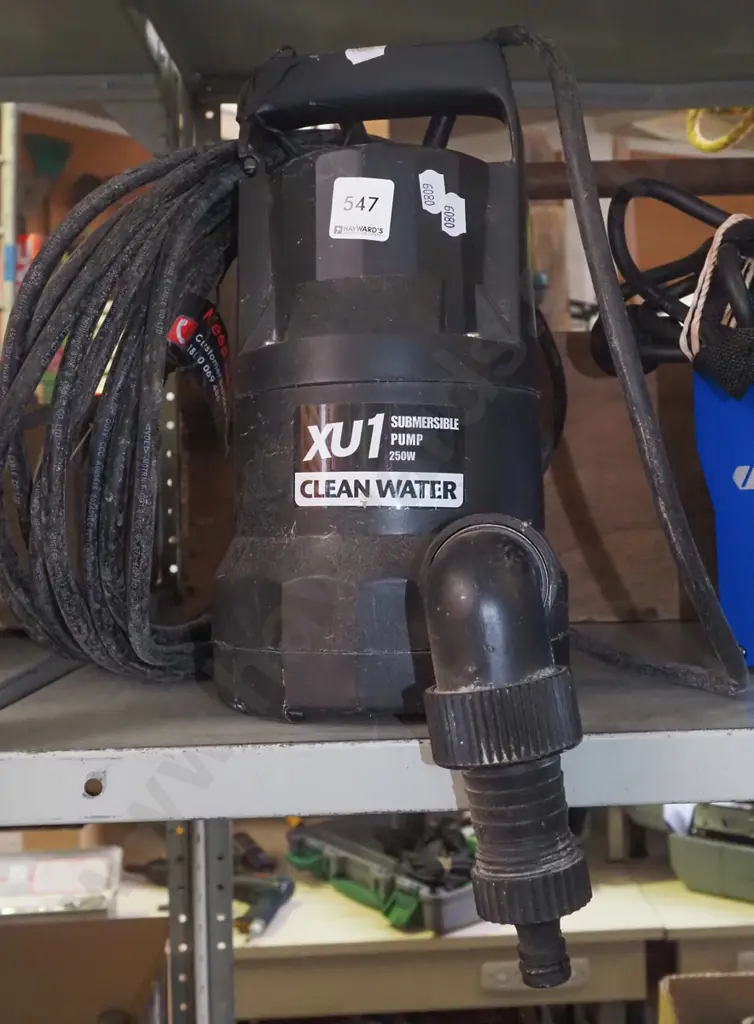 XU 1 submersible pump Image 1++