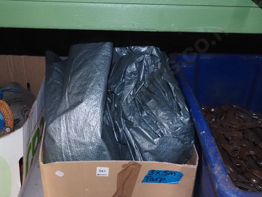 3x5m tarpaulin on box Image 1++