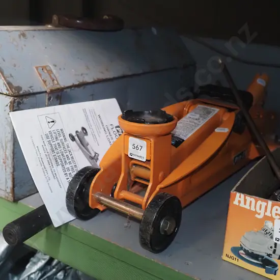 Pro-Lift floor jack