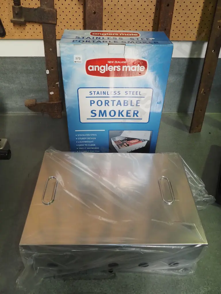 as new Angler's Mate stainless steel portable smoker Image 1++