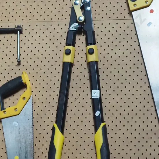 garden loppers  