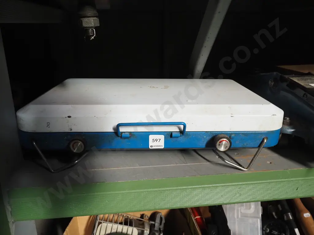 2 burner portable camping stove Image 1++