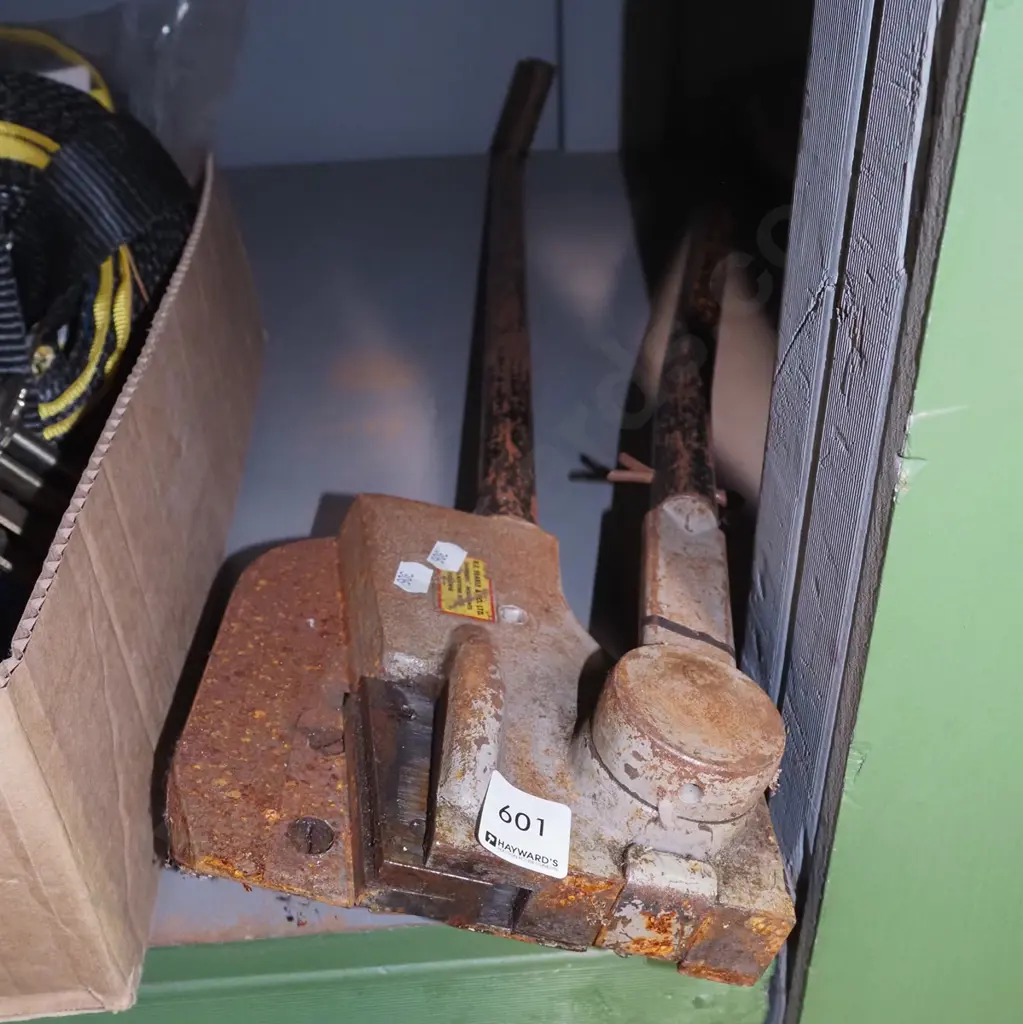 rusty metal guillotine Image 1++