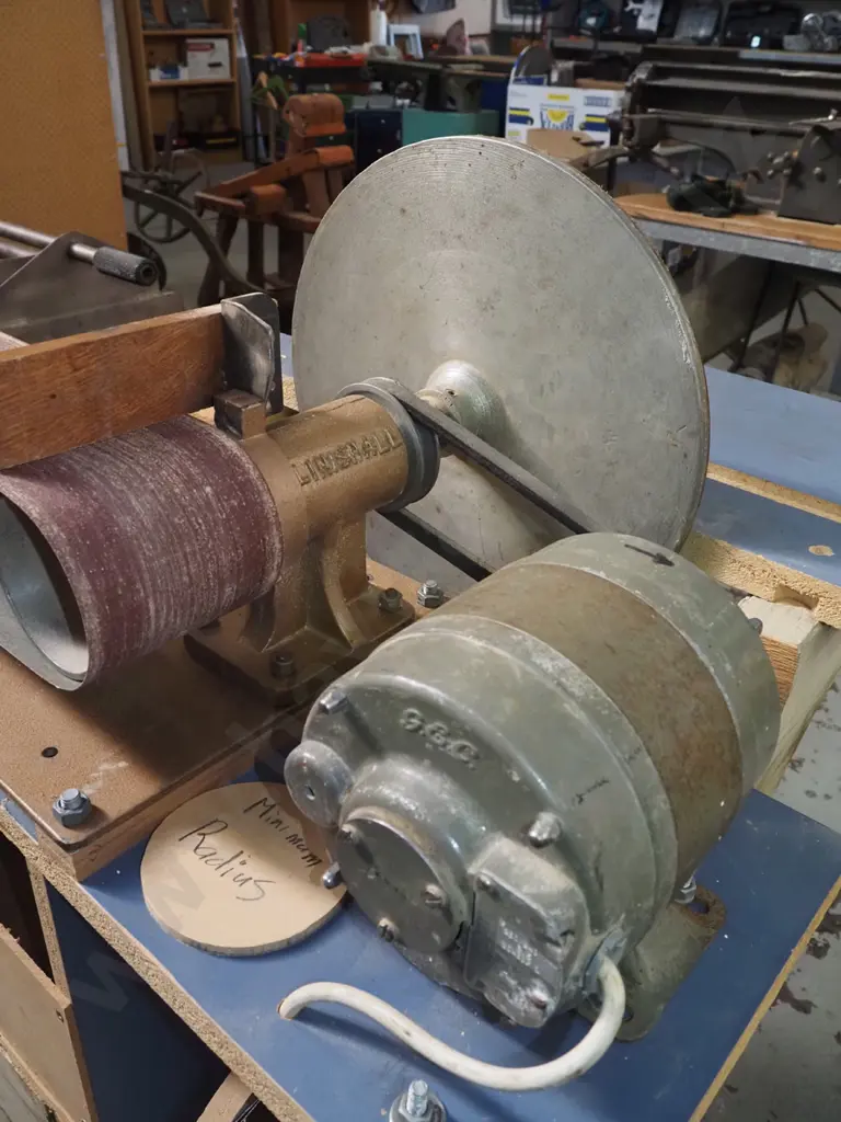 large sanding station on homemade wooden stand Circle diam-350 Belt sander L-1070 Image 1++