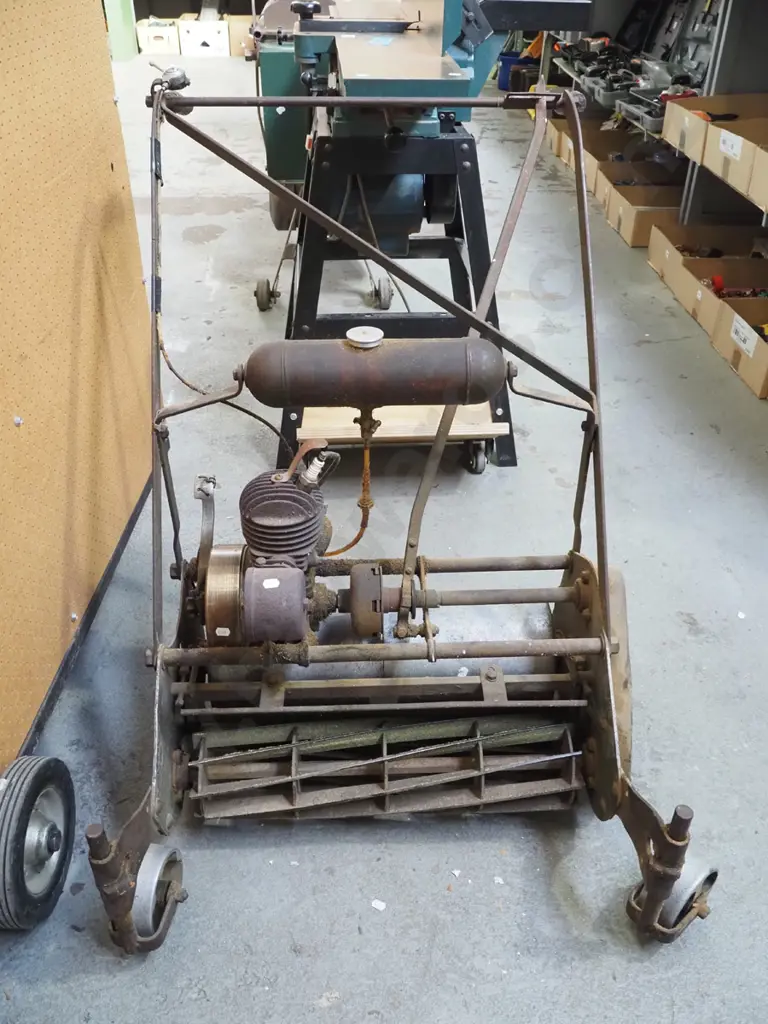 vintage reel mower Image 1++