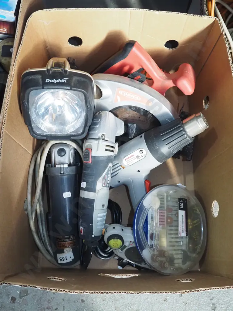 box; heat gun, skilsaw, angle grinder, multi tool etc Image 1++
