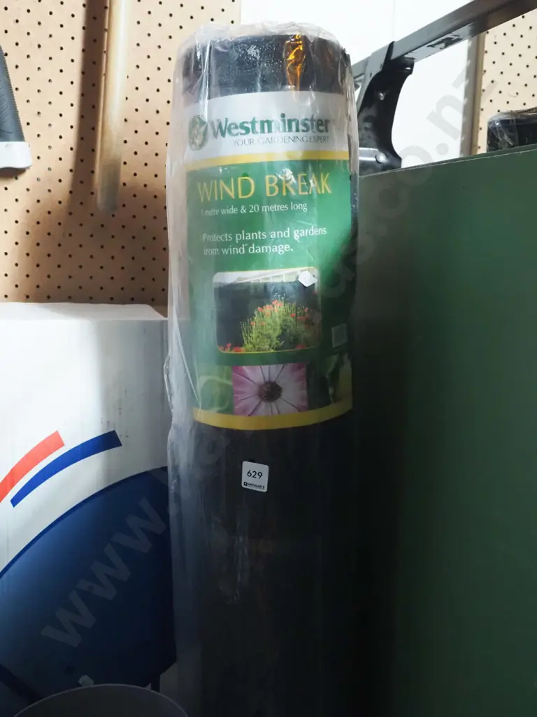 roll of wind break Image 1++
