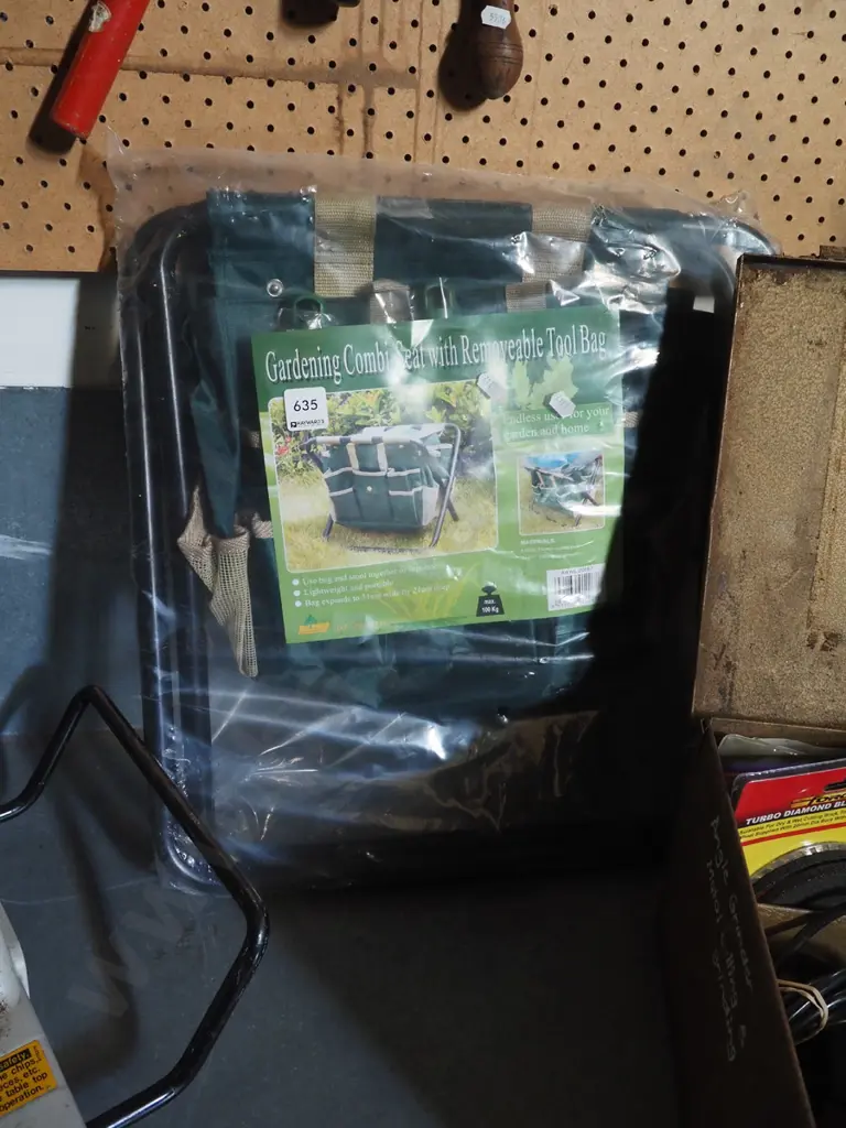 as new gardening combo seat with removable bag and tools Image 1++