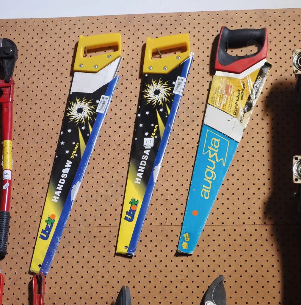 3x as new hand saws - orange dots Image 1++