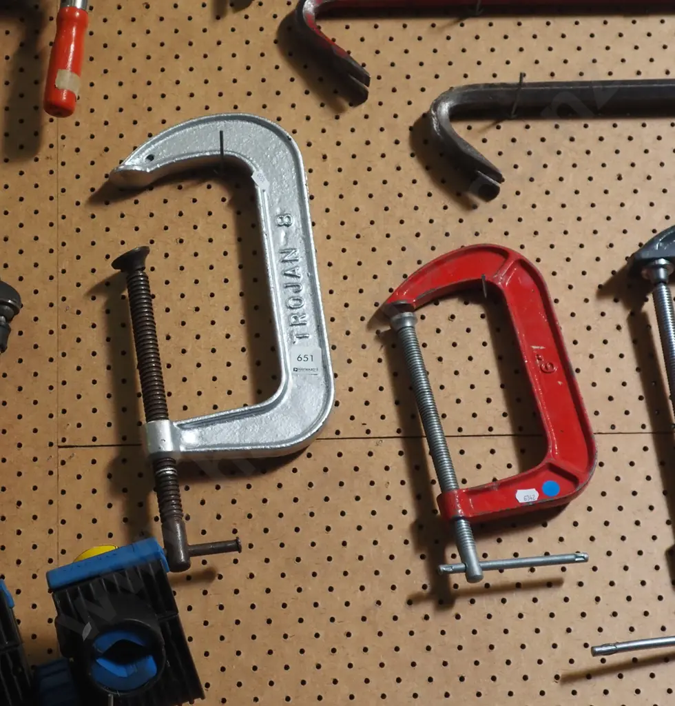 large Trojan G clamp Image 1++