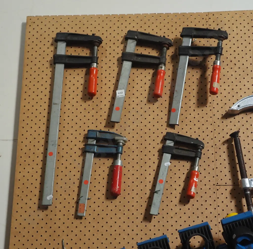5x F clamps - red dots Image 1++