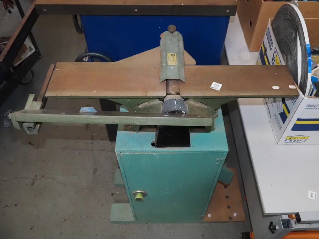 Dyco 100mmm thicknesser Image 1++