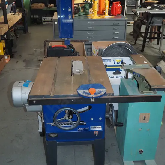 Masport/Dyco saw bench - guard rusted - needs attention