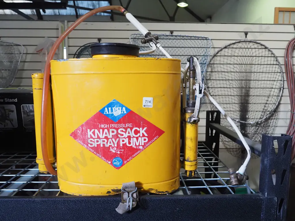 NZ made brass knapsack sprayer Image 1++