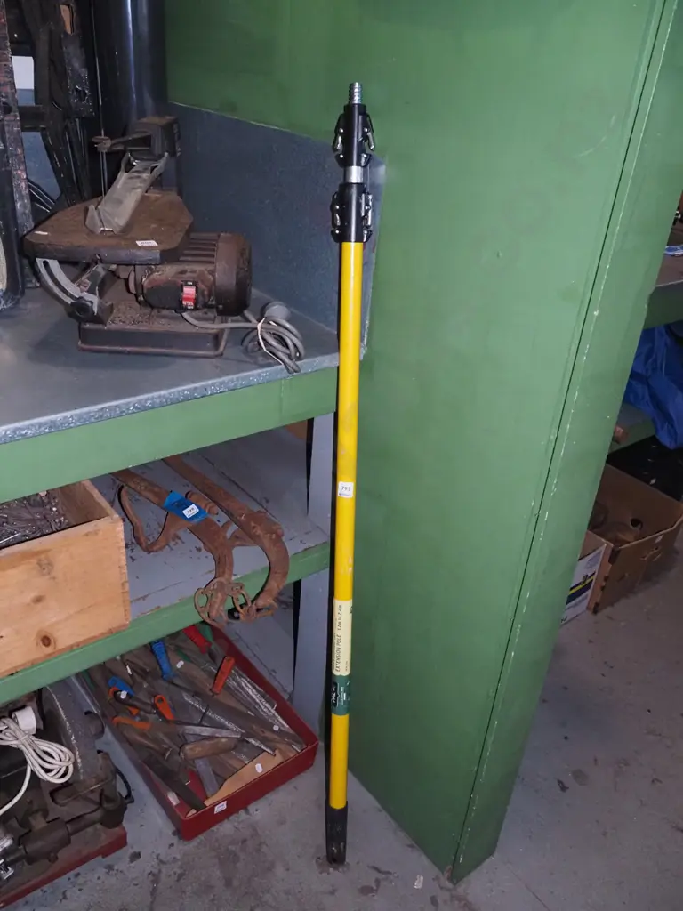 Pal quick release extension pole Image 1++