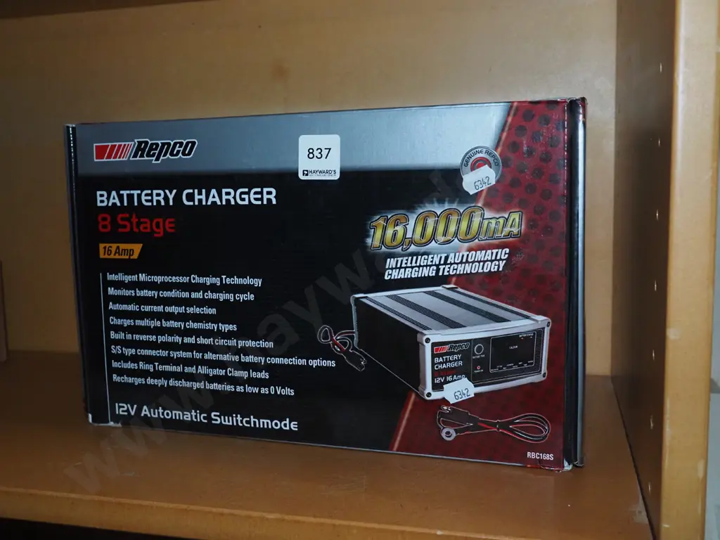 boxed as new Repco 8 stage 16amp battery charger Image 1++