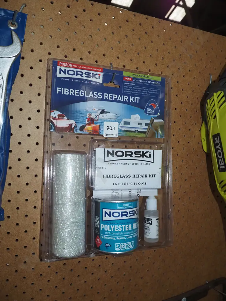 Norski fibre glass repair kit Image 1++