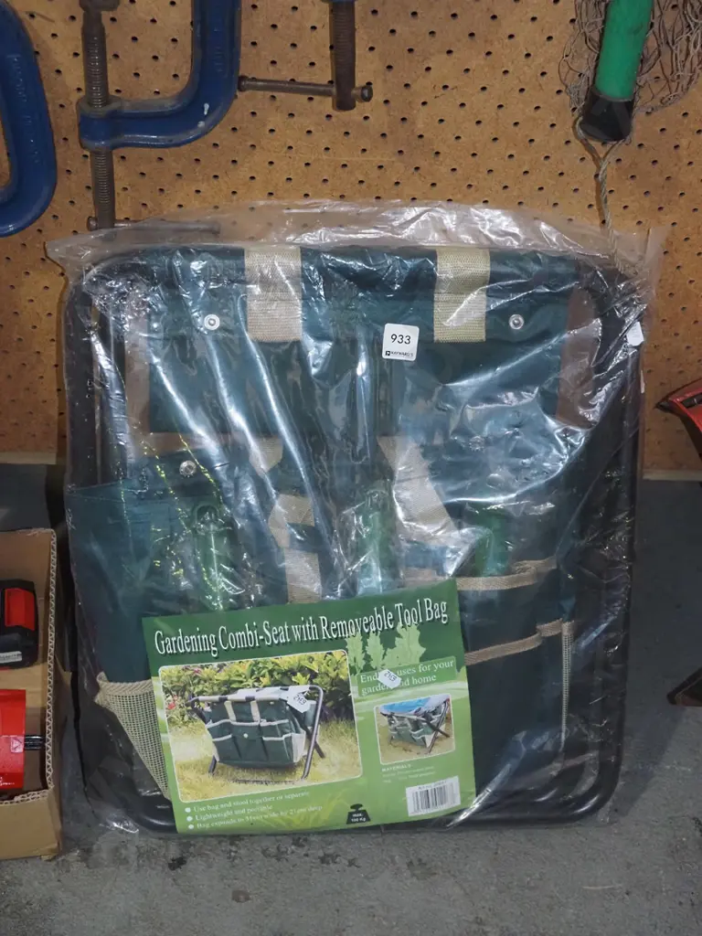 gardening combo  seat with bag and gardeing tools Image 1++