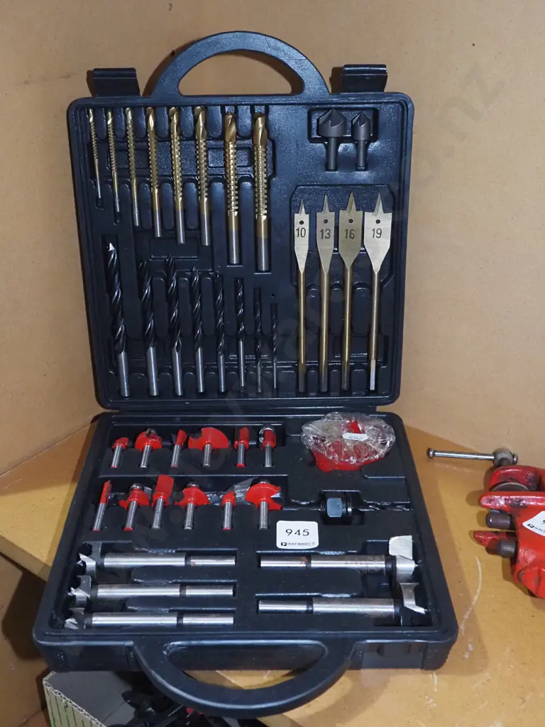 cased router and drill bits Image 1++