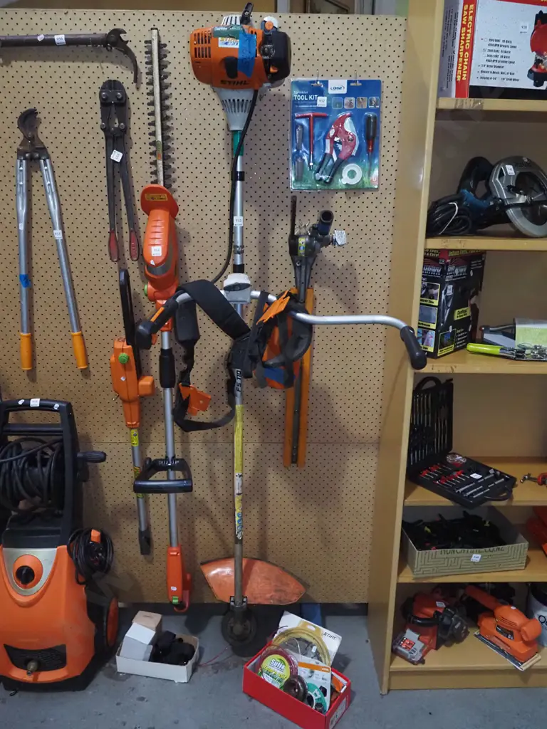 Stihl multi tool with line trimmer and hedge trimmer attachments and accessories Image 1++