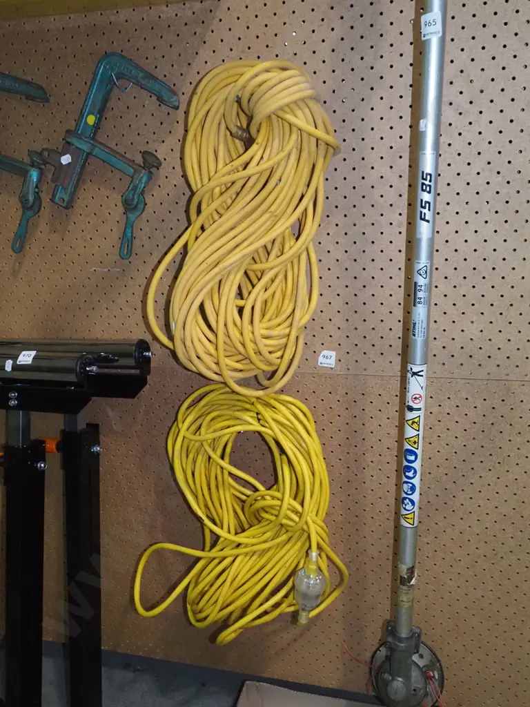 2x yellow extension cords Image 1++