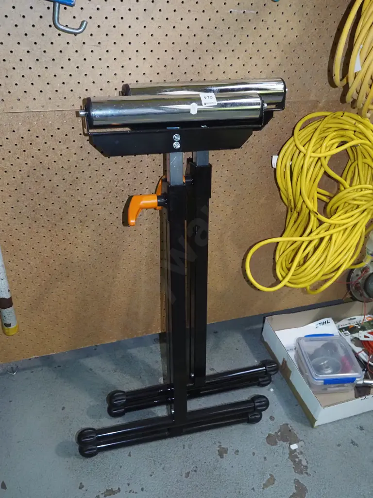 2x roller stands Image 1++