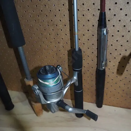 1x fishing rod and reel - yellow dots
