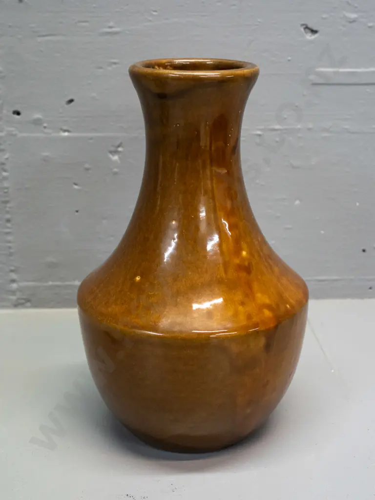 mottled brown glaze pottery vase, no maker's marks -  Benhar or Temuka? H-250 Image 1++