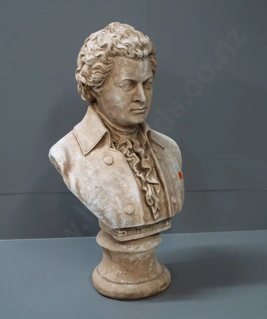 concrete bust of Beethoven with faux aged marble finish H-450 W-240 Image 1++