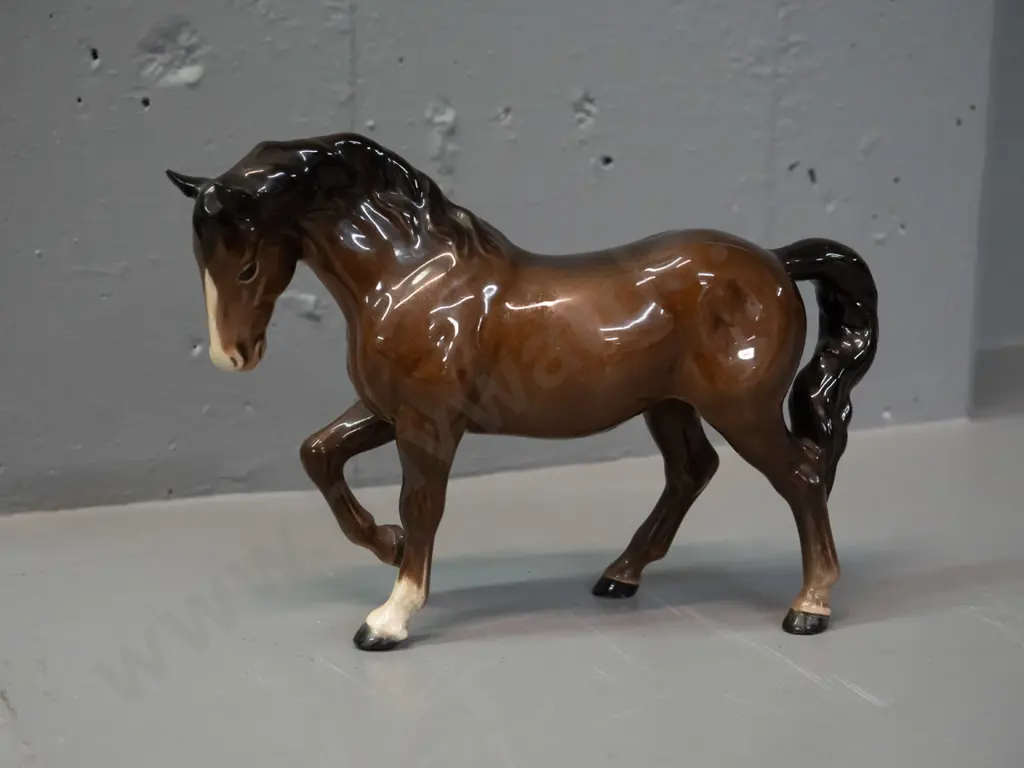 Beswick horse figure H-160 L-230 Image 1++