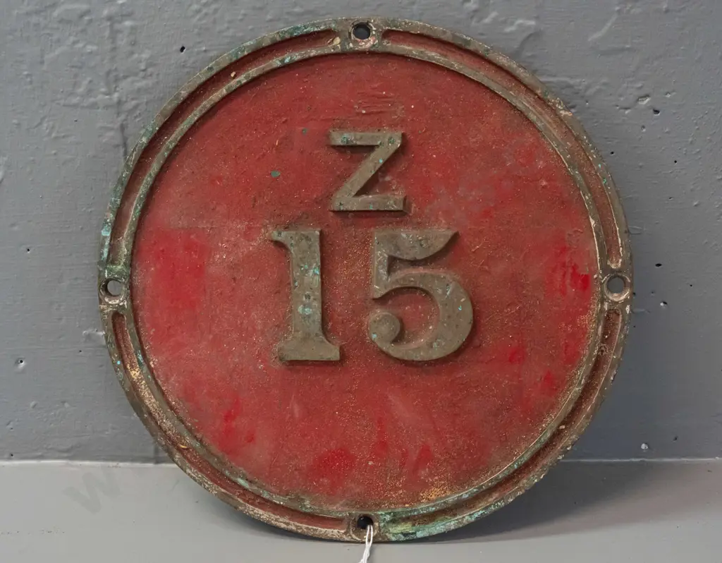cast brass "Z 15" locomotive plaque - some tarnishing, wear to red paint D-260 Image 1++