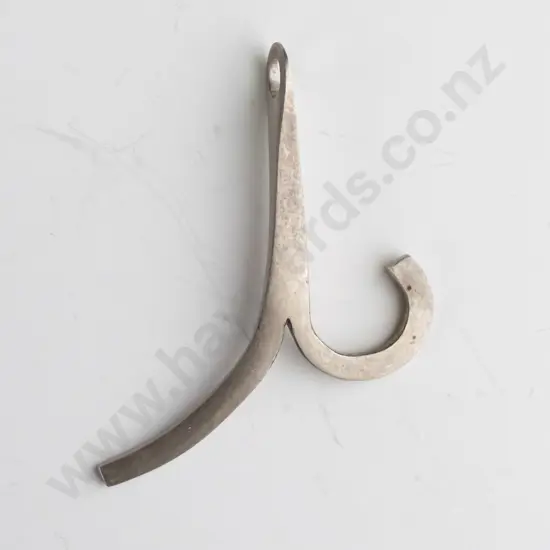 silver pendant stamped 925 no chain