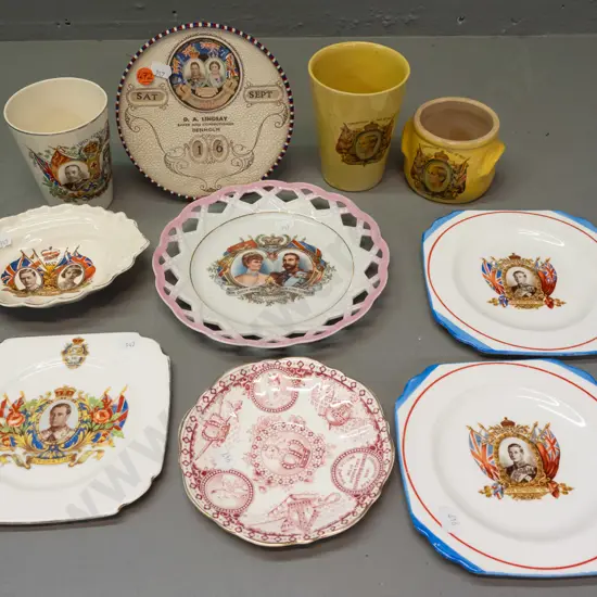 assorted early to mid 20th century Royal memorabilia - 1937 coronation desktop calendar H-160, assorted beakers,