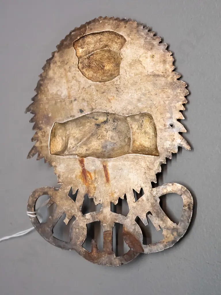 cast metal plaque with Oddfellows hands & eye imagery and letters FLT (Friendship, Love, and Truth) H155 W120 Image 1++