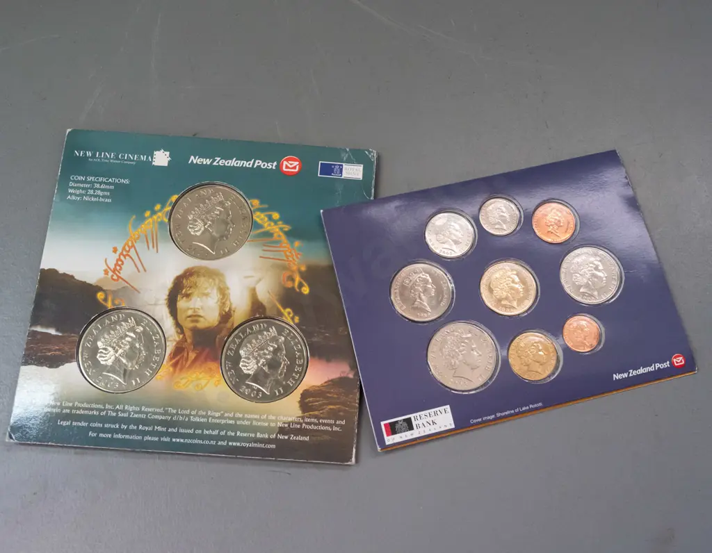 2 New Zealand uncirculated coins sets - 2003 Lord of the Rings set of 3 and a 2003 set Image 1++