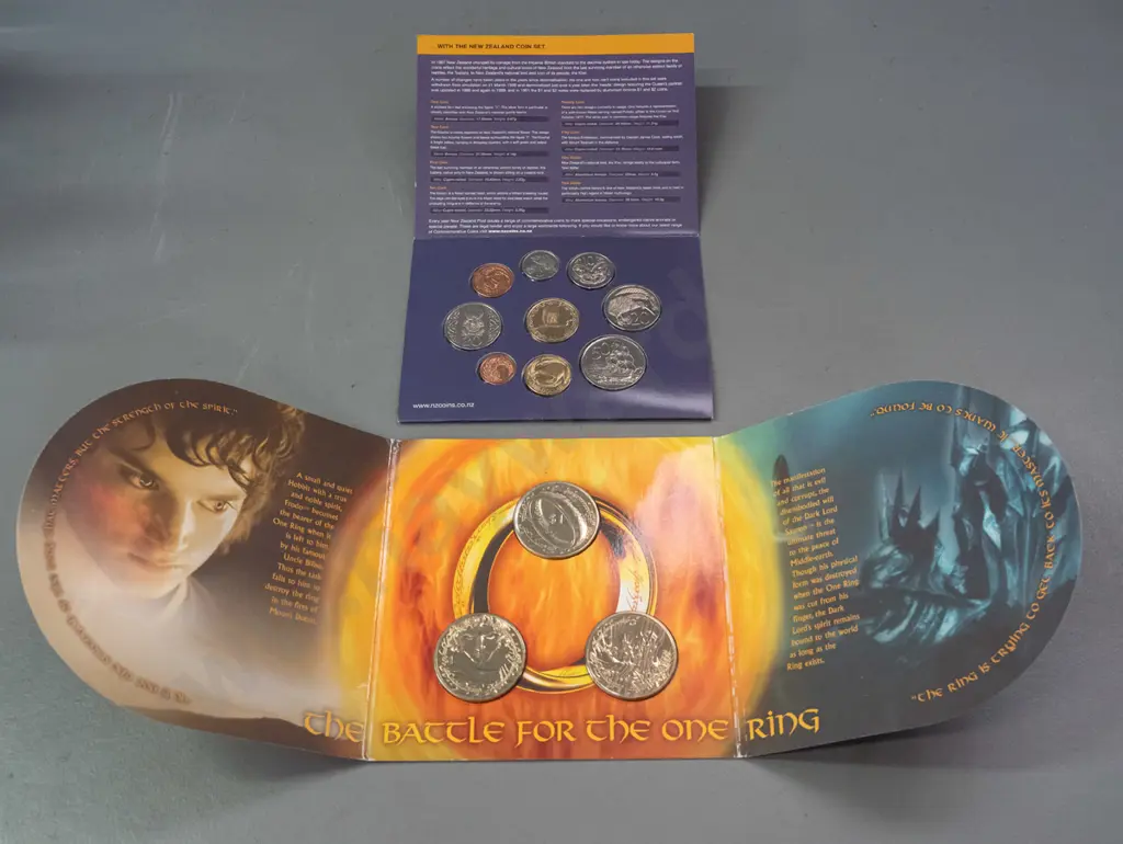 2 New Zealand uncirculated coins sets - 2003 Lord of the Rings set of 3 and a 2003 set Image 1++