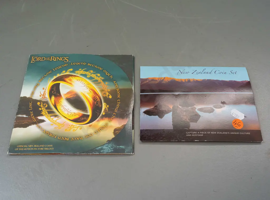 2 New Zealand uncirculated coins sets - 2003 Lord of the Rings set of 3 and a 2003 set Image 1++