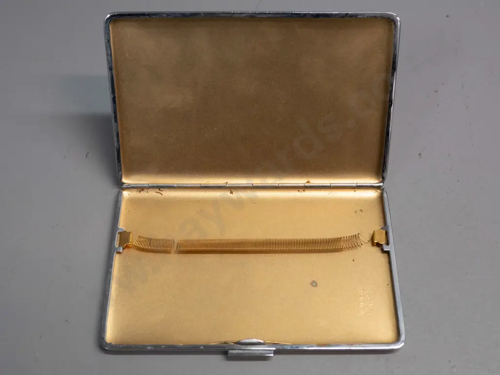 retro souvenir silver plated cigarette case with New Zealand map, marked Har-Bro England inside 130 x 85 Image 1++