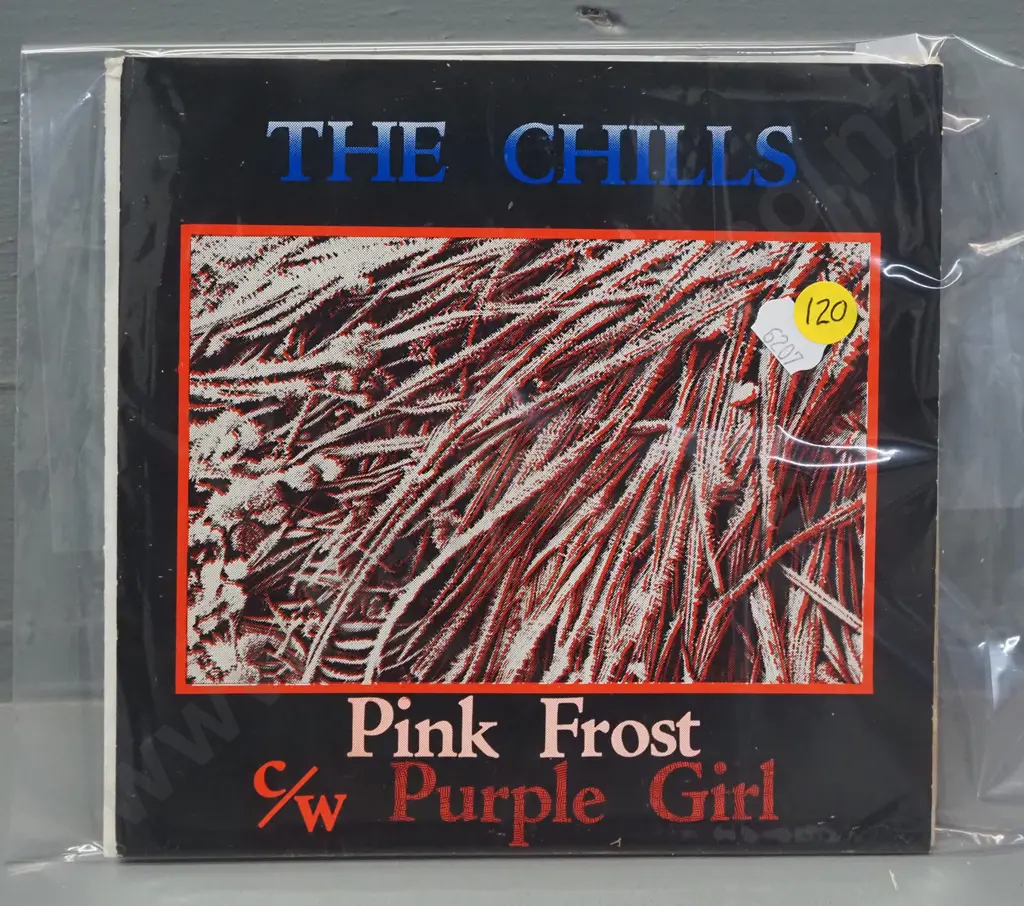 45 RPM single - The Chills - Pink Frost / Purple Girl 1984 Flying Nun. Outer sleeve coming apart slightly Image 1++