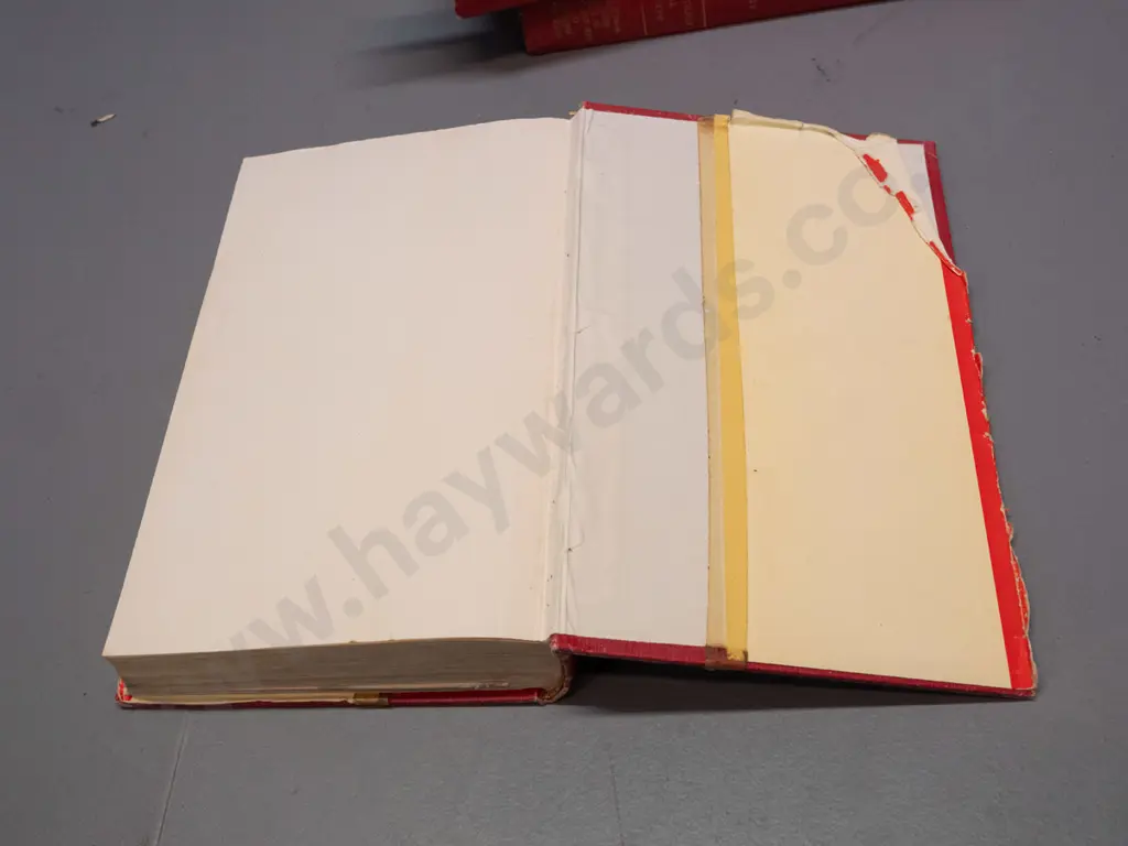 5 volumes in the Official History of NZ in the 2nd World War - Battle for Egypt, Italy, Crete, Bardia to Enfidaville, Image 1++