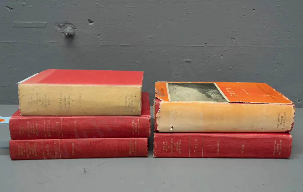 5 volumes in the Official History of NZ in the 2nd World War - Battle for Egypt, Italy, Crete, Bardia to Enfidaville, Image 1++