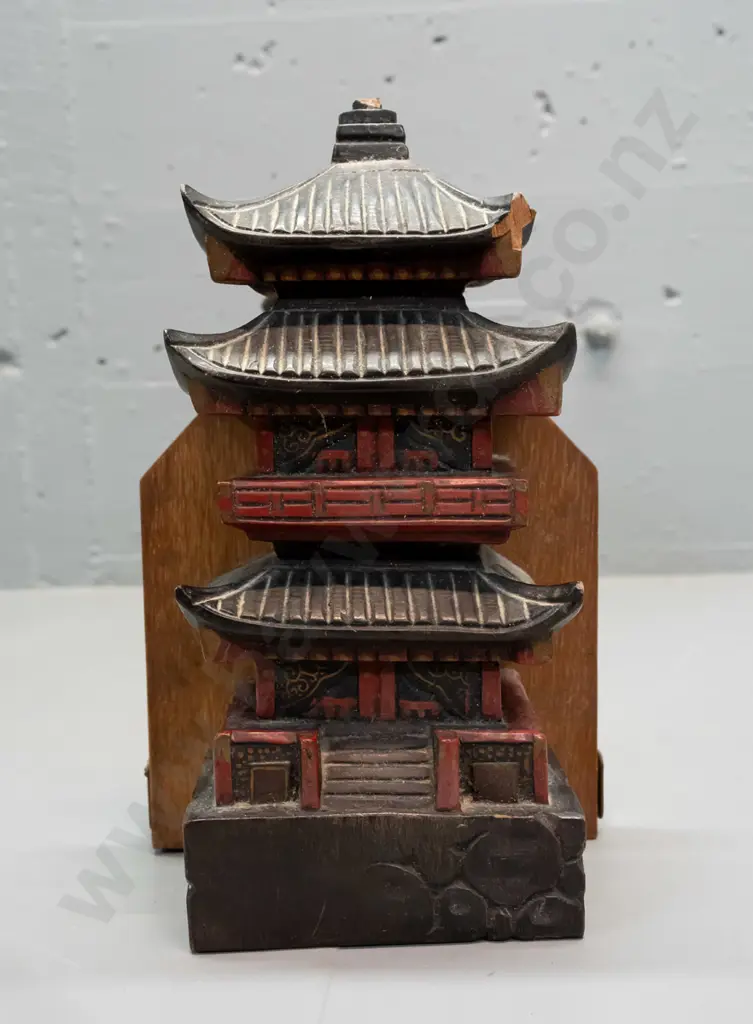 folding and sliding book ends - pagoda motif carved and painted timber ends - damage to both ends, some paint flecks, Image 1++
