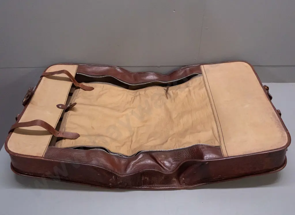 vintage leather suitcase with pressed crocodile skin patterning, canvas lined and fitted interior - some wear to outer Image 1++
