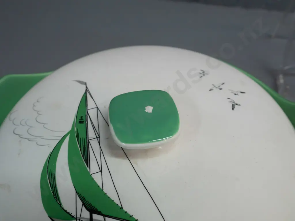 3 green Palissey Regatta items - 2 covered vegetable dishes and a gravy boat with saucer. Some crazing, small patches Image 1++
